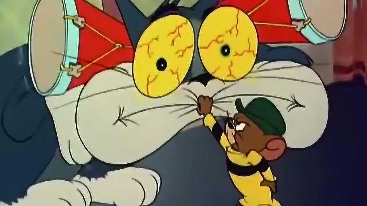 猫和老鼠: 杰瑞叫来大表锅来教训汤姆, 汤姆被打得心服口服