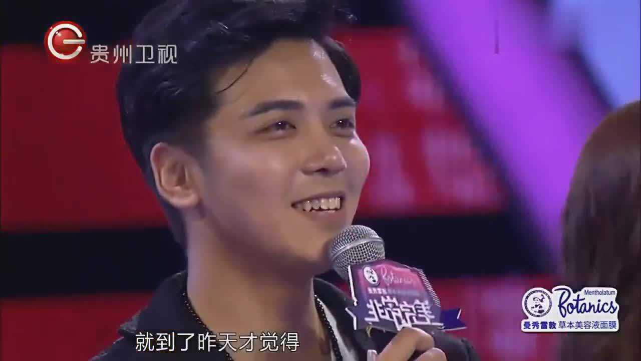 温哲轩石慧成功牵手兄弟杨杰安杨帆送祝福两人后台甜蜜对话