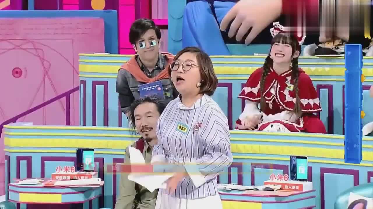 奇葩说第4季肖骁秒变训导主任怒怼傅首尔