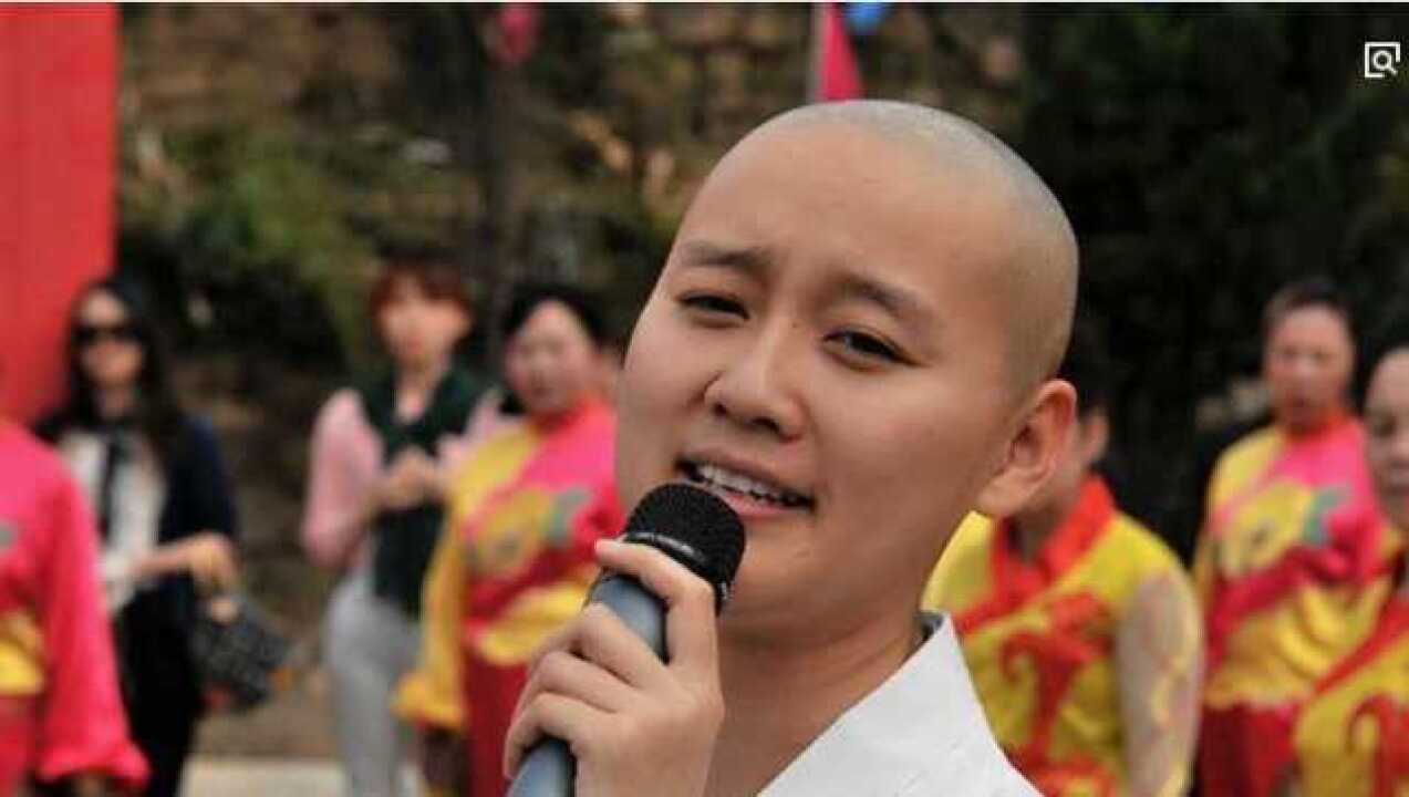 李娜师妹出家后最爱唱的佛歌天籁佛歌洗涤心灵远离浮躁