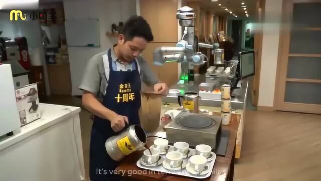 会做港式奶茶的机器人,奶茶小哥要失业?