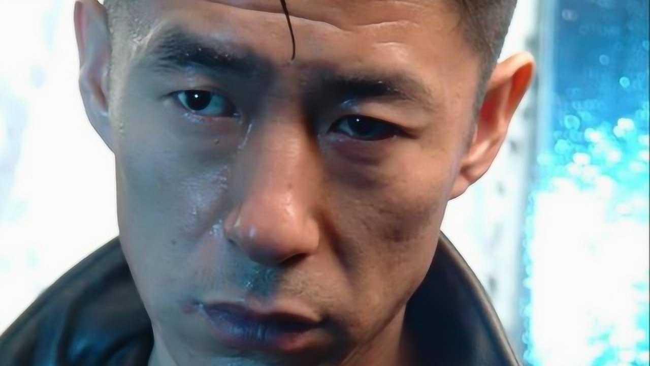 刘华强兄弟因头部有枪伤疼痛难忍,女孩给别人下跪弄来止痛鸦片膏