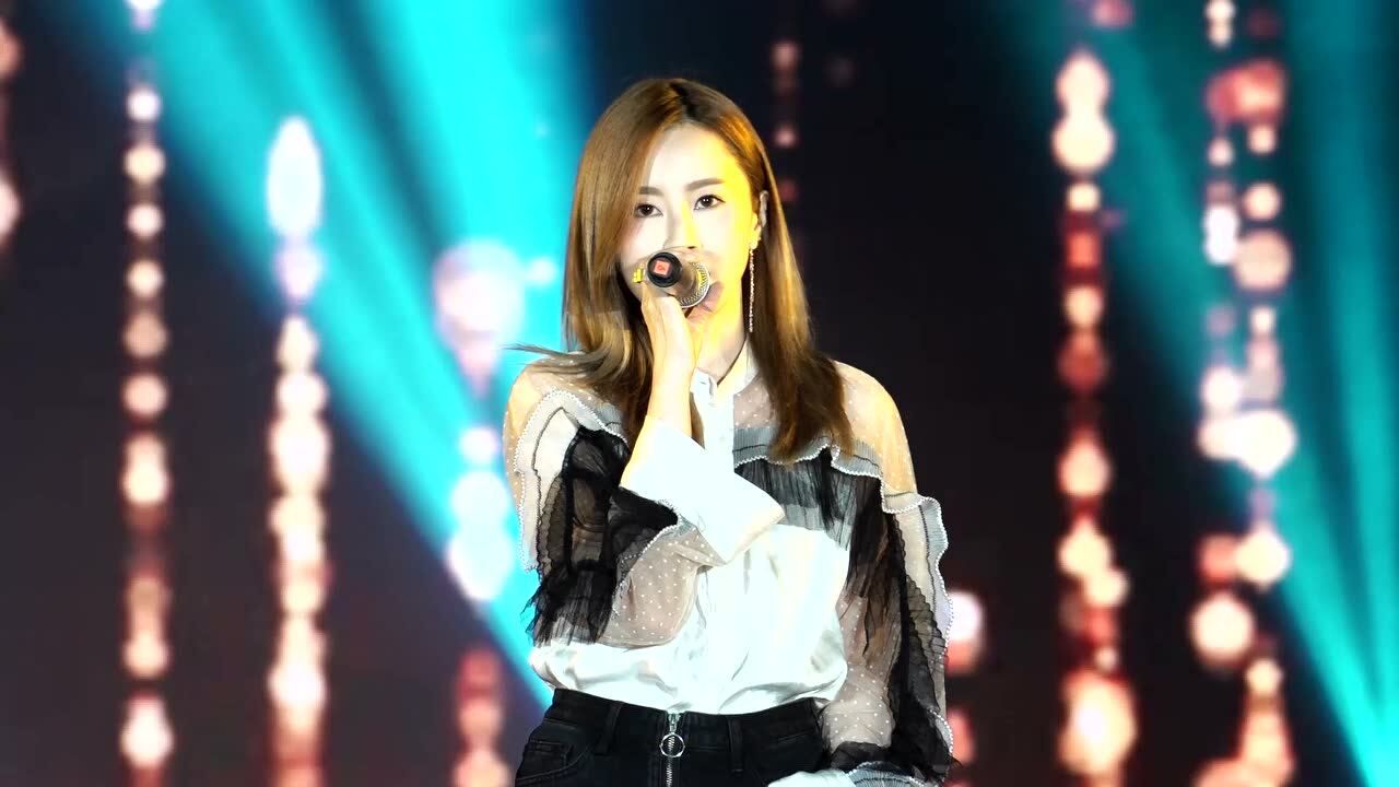 付颖《爱我别走》