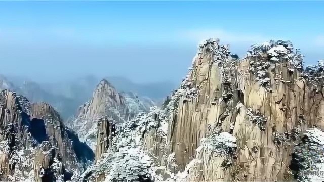 高清航拍,雪降黄山,中华十大名山,天下第一奇山美景!