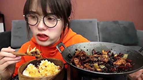 大胃王真是喜欢吃肉啊全程都在吃肉简直不要太爽啊