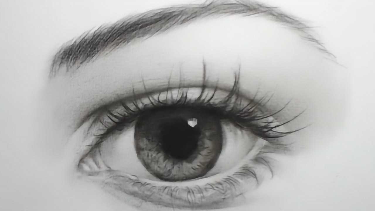 名师素描眼睛,这是杏眼还是桃花眼呢?