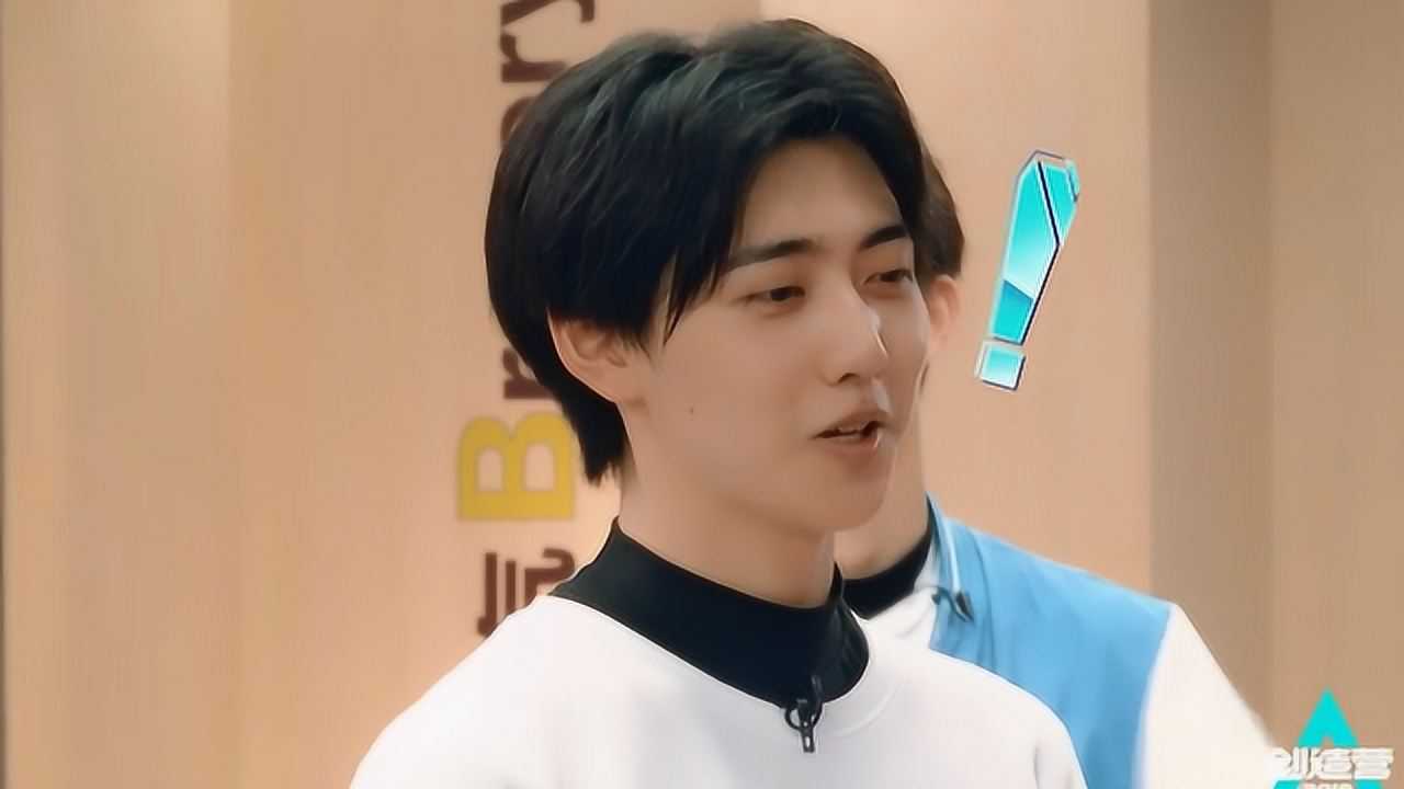 焉栩嘉初见学姐害羞不已艰难排练