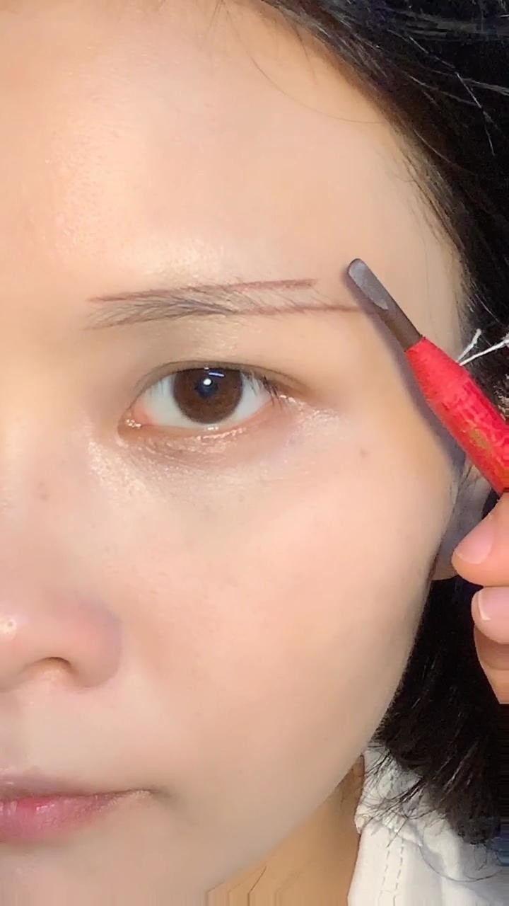 两条线画眉毛你们学会了吗