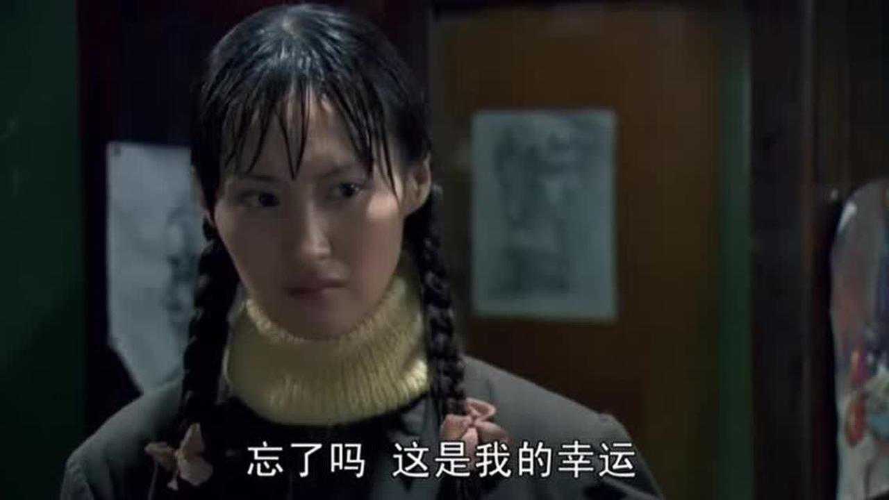 画家男友让女孩做模特，在他苦苦哀求下，最终女孩答应了！_高清