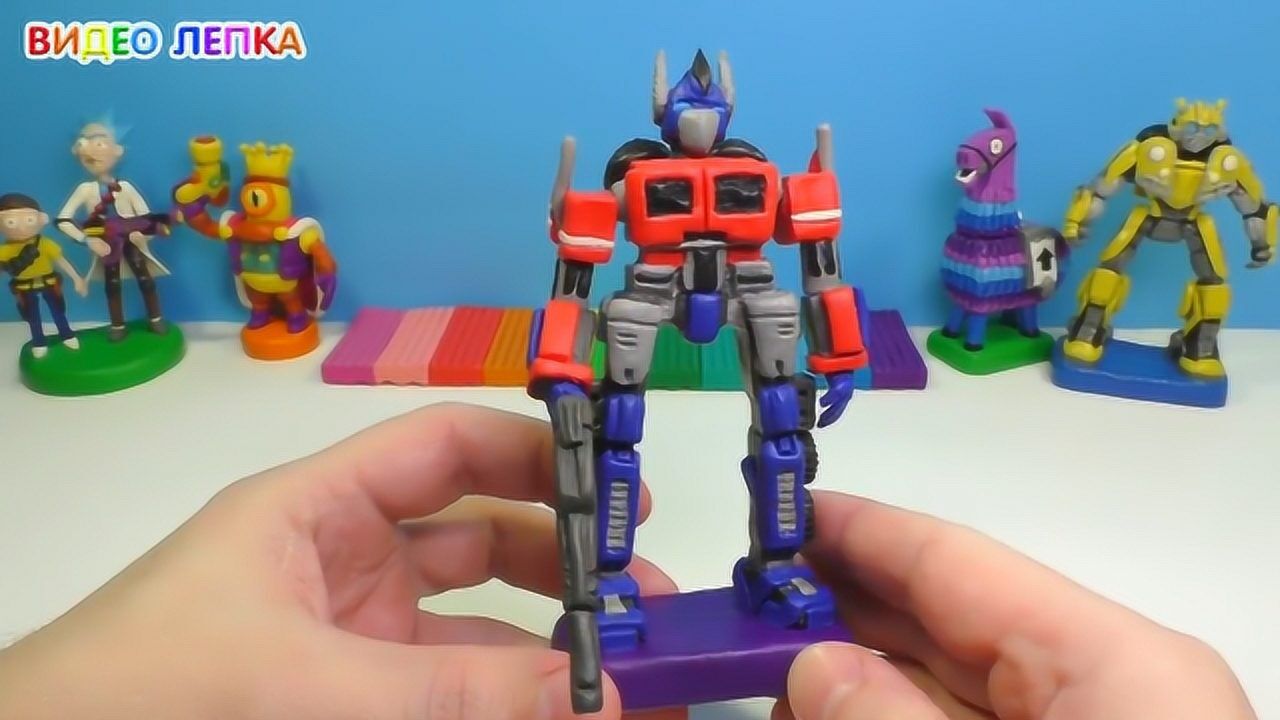 手办:用橡皮泥制作变形金刚擎天柱,这个难度是不是有点太大了?