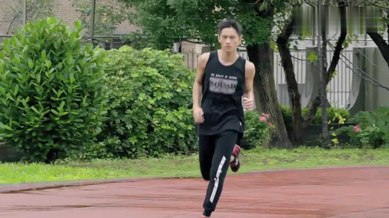 history越界夏宇豪太帅了果然长得帅的人连跑步都是有魅力的