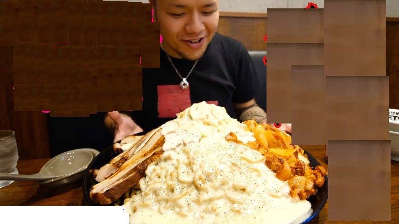 美食大挑战红毛哥吃了生鸡蛋拌意大利面