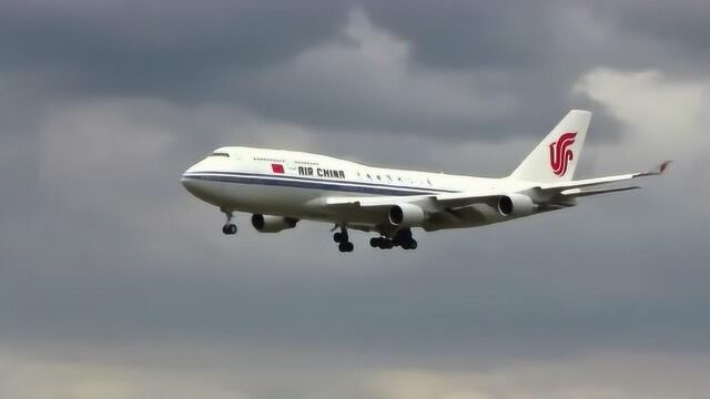 国航B747400、B2472降落在哥本哈根机场,你懂得!