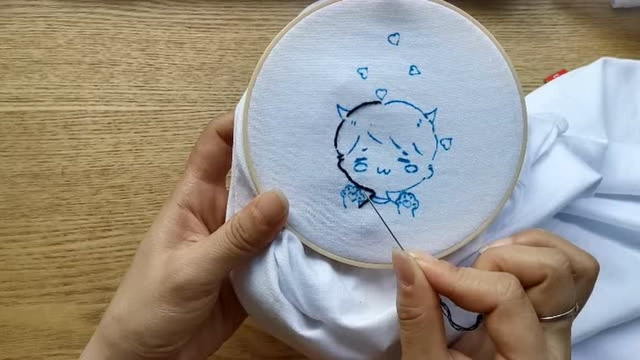 diy手工刺绣衣服自已刺绣情侣t恤短袖定制图案