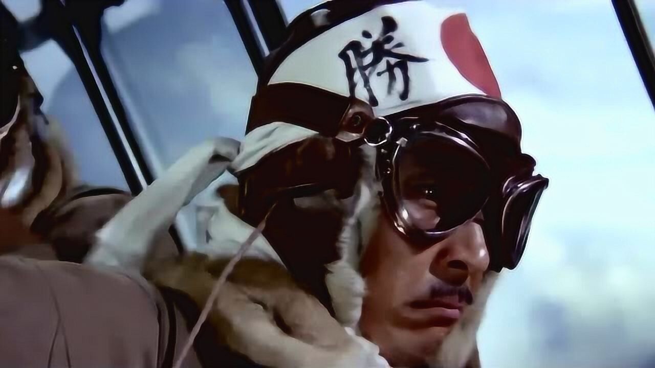 偷袭珍珠港:日军轰炸珍珠港,只剩下这艘,顽强的抵抗日军的轰炸_电影