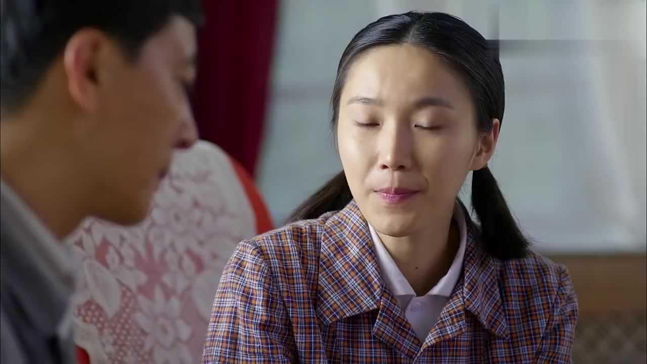 我的二哥二嫂周文给弟弟争取上学不料美女说不用争取