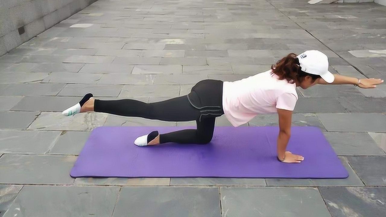 对侧平衡腰突康复过程中不应忽视的锻炼1个动作3大用处