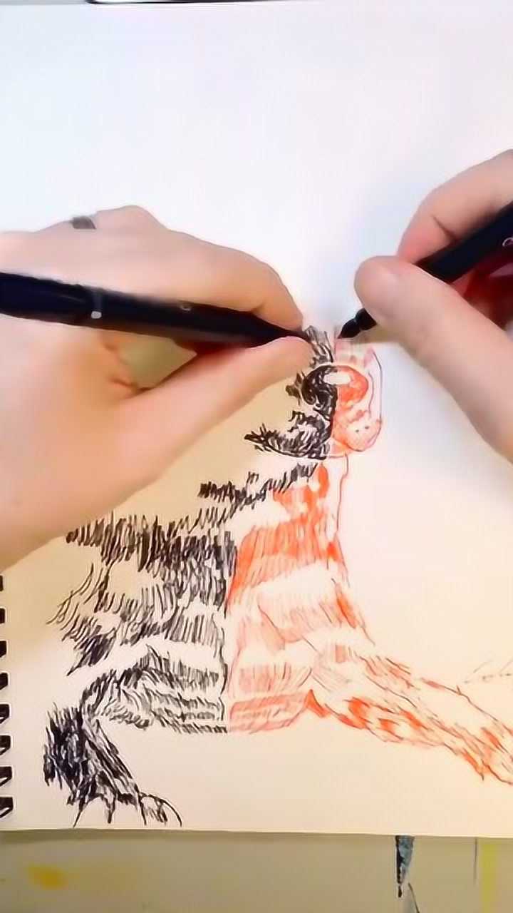 牛人双手画画,真厉害