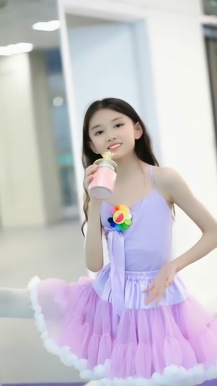 宋小睿演唱桥边姑娘嗓音干净明亮你们说有原唱好听么