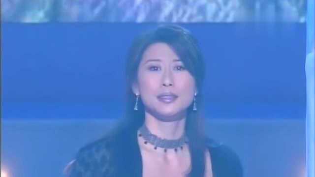 天后叶倩文现场演唱经典歌曲《华丽缘》,好听!