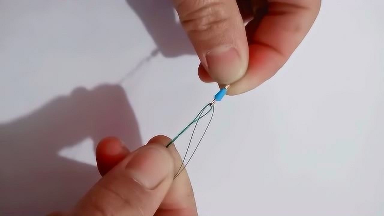 钓鱼技巧,快速子线夹的使用方法!