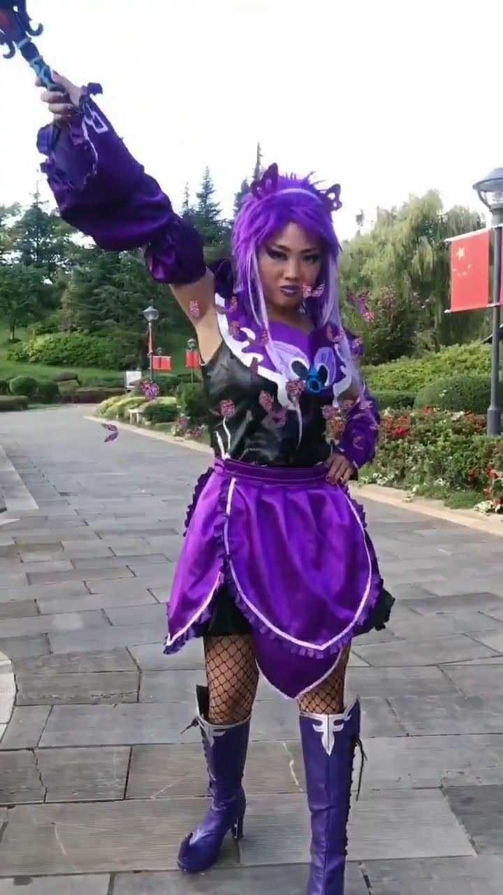 黑魔仙小月全身变