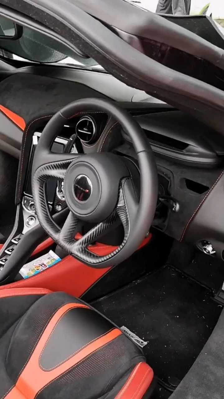 迈凯伦内饰超豪华