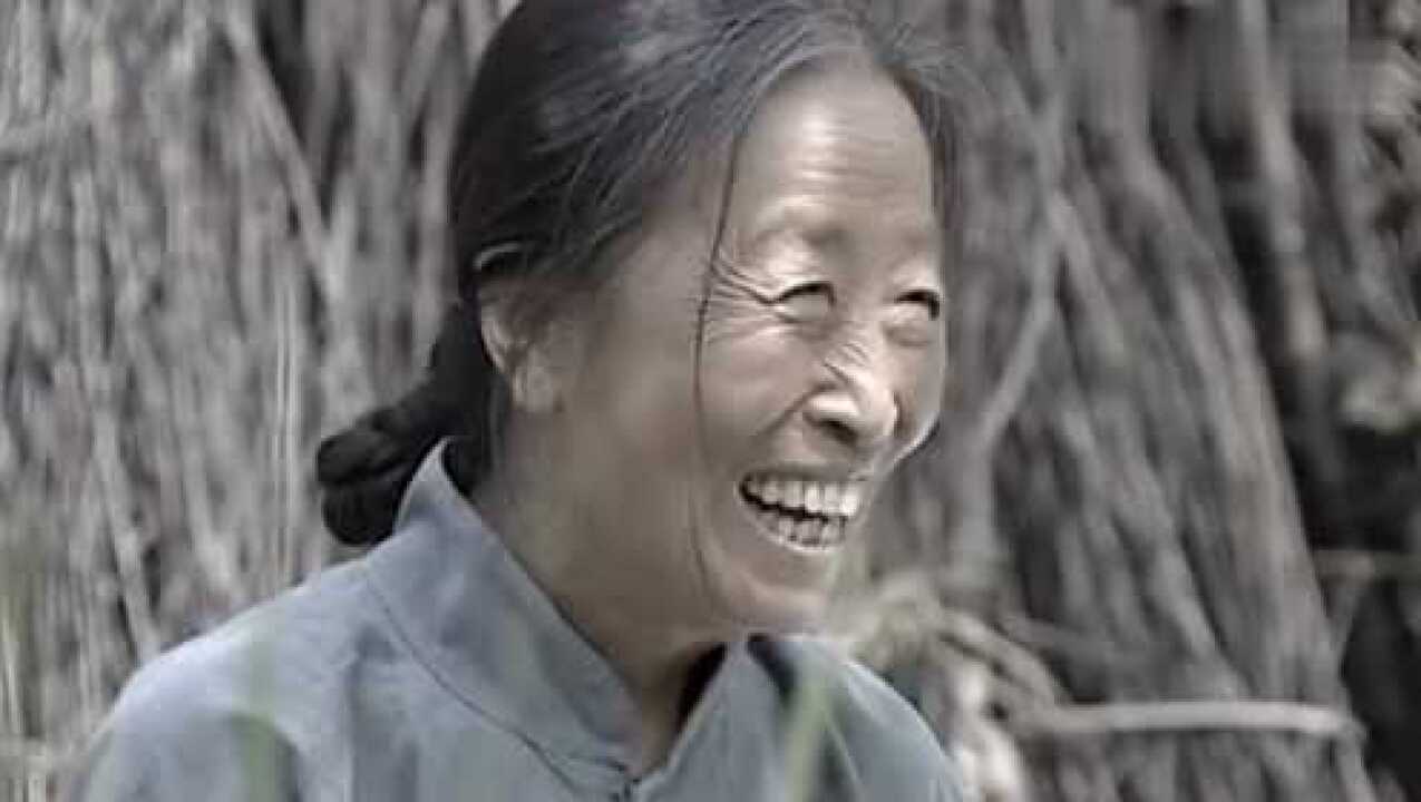 我的丑娘:大娘铁了心的要卖房,亲戚劝了都没用,为啥?