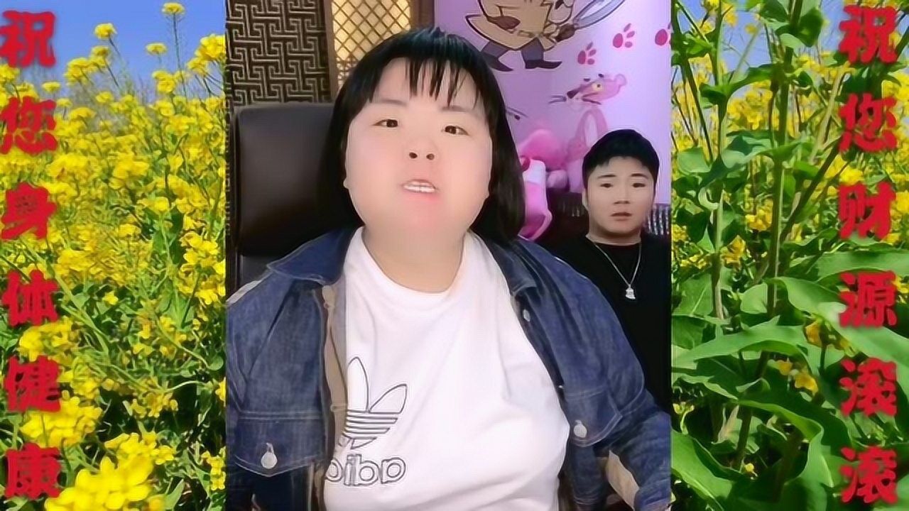 大萌表演一段小鸟伏特加配上这魔性的舞姿太逗太搞笑了