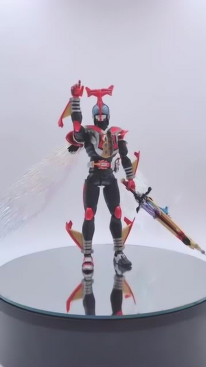 真骨雕系列的假面骑士甲斗竟然还有特效部件真的很良心