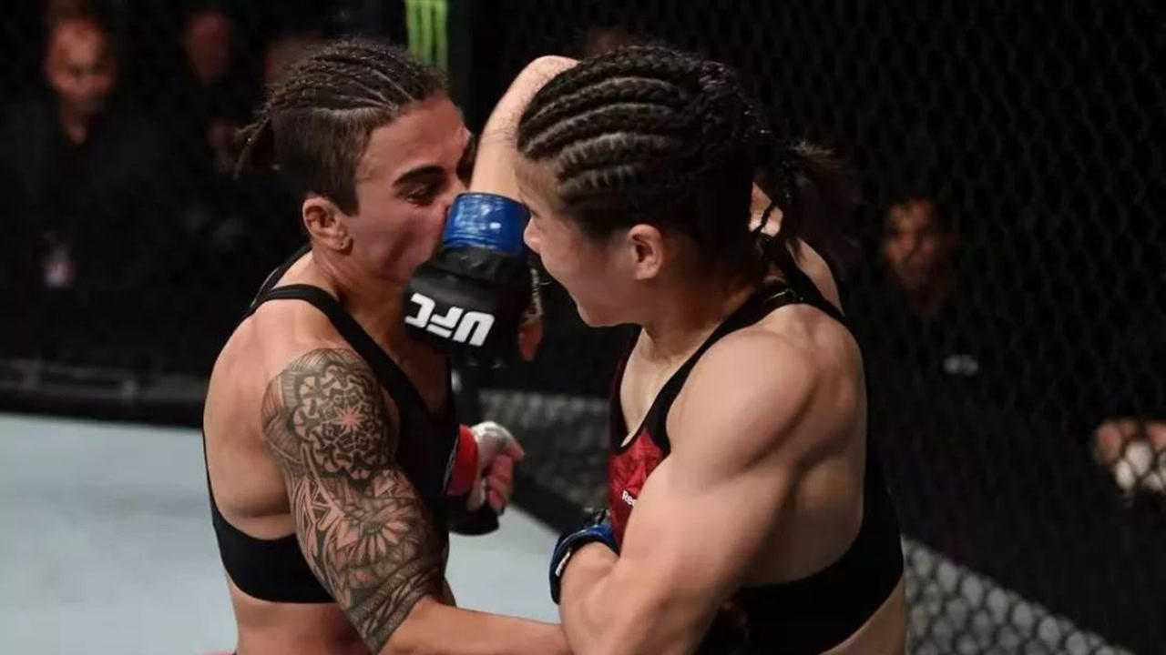 张伟丽:我天天跟70公斤男的打 一见比赛对手就觉得她太小了