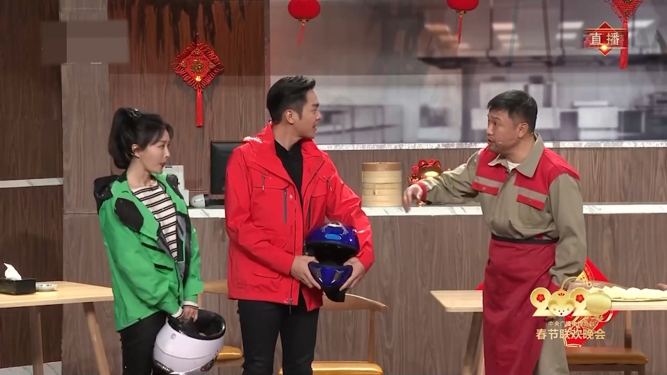 贾冰小品《风雪饺子情》:沙溢大闹饭馆怒怼贾冰,逗得全场笑声不断