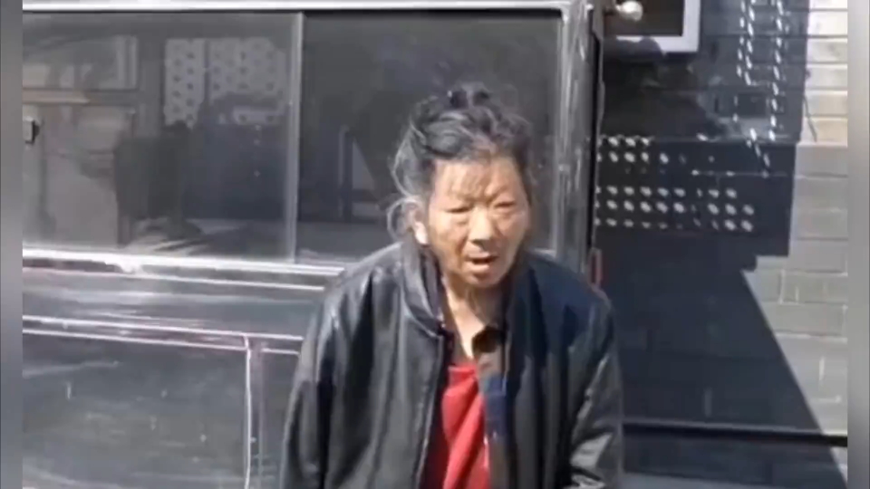 知名老戏骨晚年凄惨!半身不遂灰头土脸,憔悴不堪惹人心酸