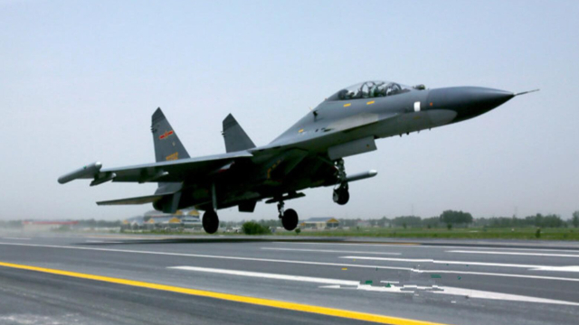 起飞速度最快的战斗机 v1478xnhlt5_hz.jpg