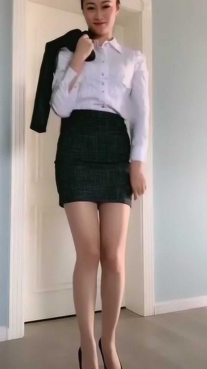 美女脱衣跳舞了_腾讯视频
