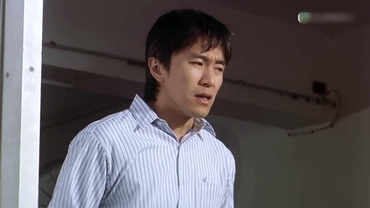 喜剧之王尹天仇鼓起勇气对柳飘飘说出那四个字这段超级经典