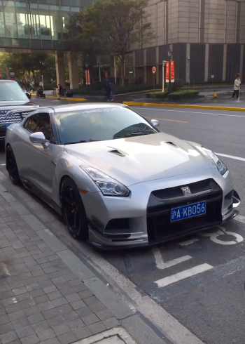 头文字d名场面:我要买gtr