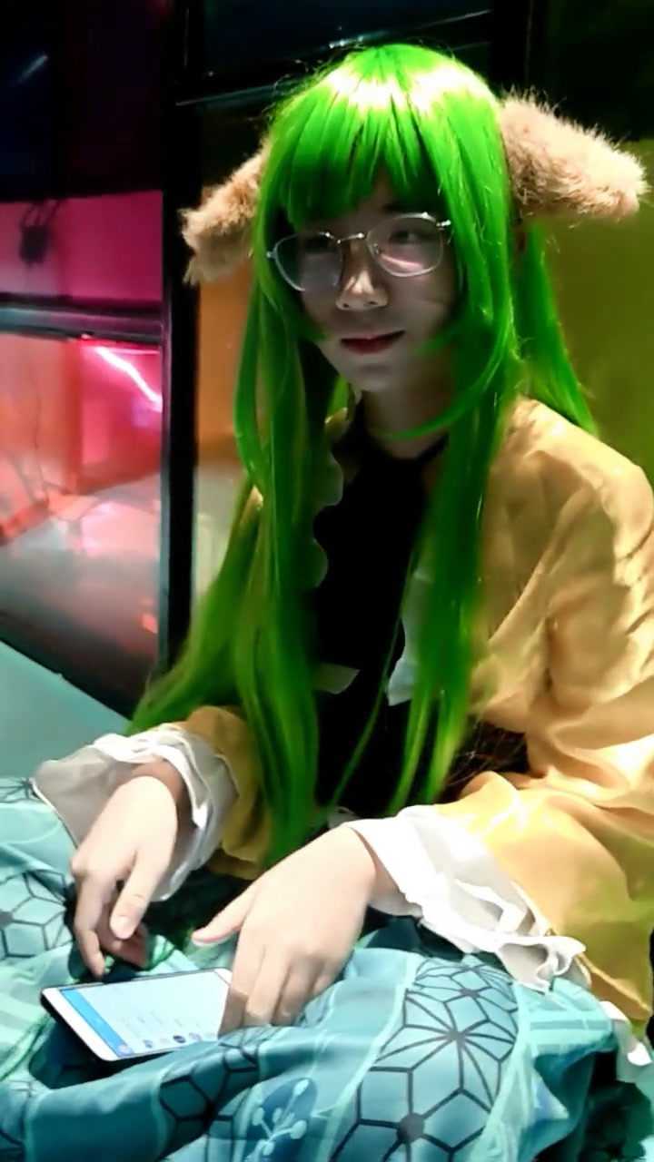 这是巴啦啦小魔仙里的,绿魔仙吗?