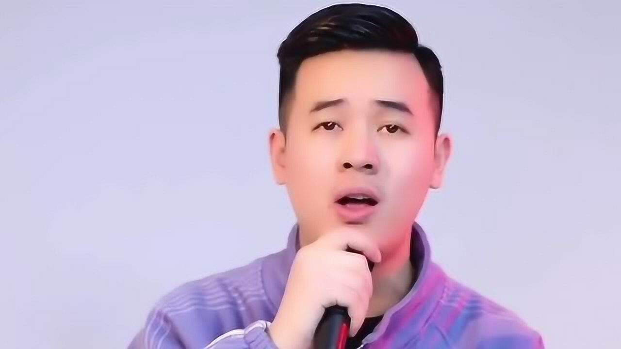 蒙面唱将猜猜猜小阿枫翻唱的歌曲《漂洋过海来看你》很好听的一首歌曲