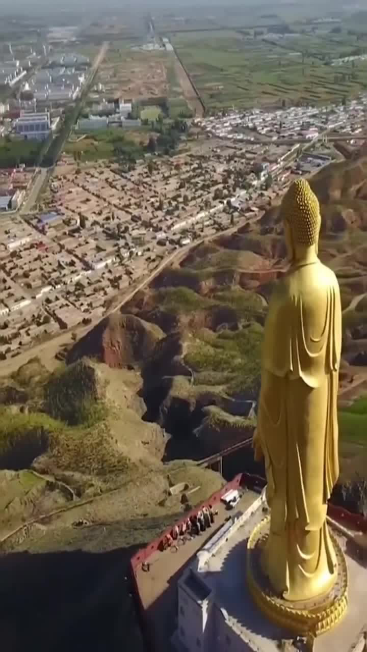 巴彦淖尔东升庙大佛