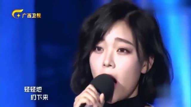 夏瑶演唱歌曲《半个月亮爬上来》,经典民歌全新演绎,美极了