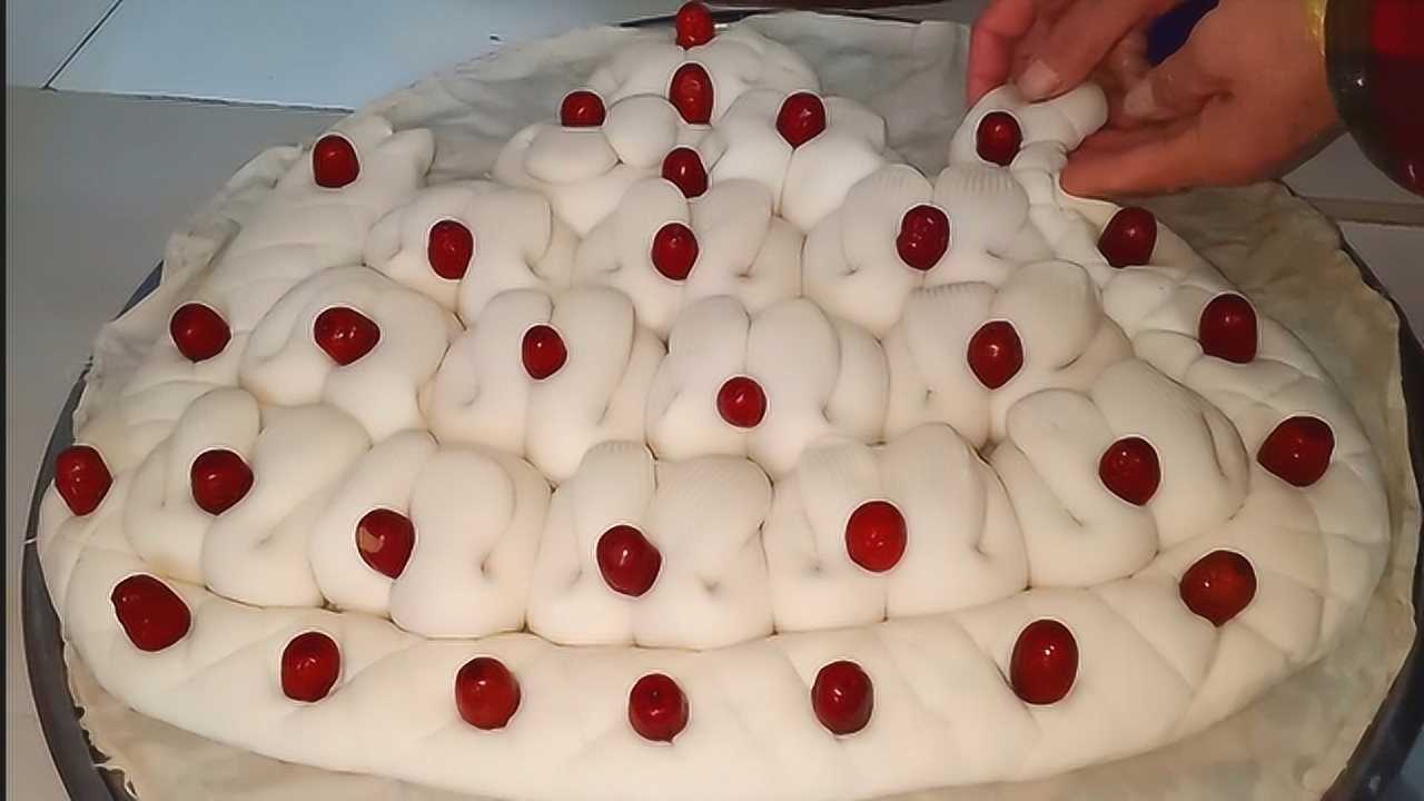 过年农村婆婆用地锅蒸的枣花大馍您见过吗?纯手工自制酵子粉发酵