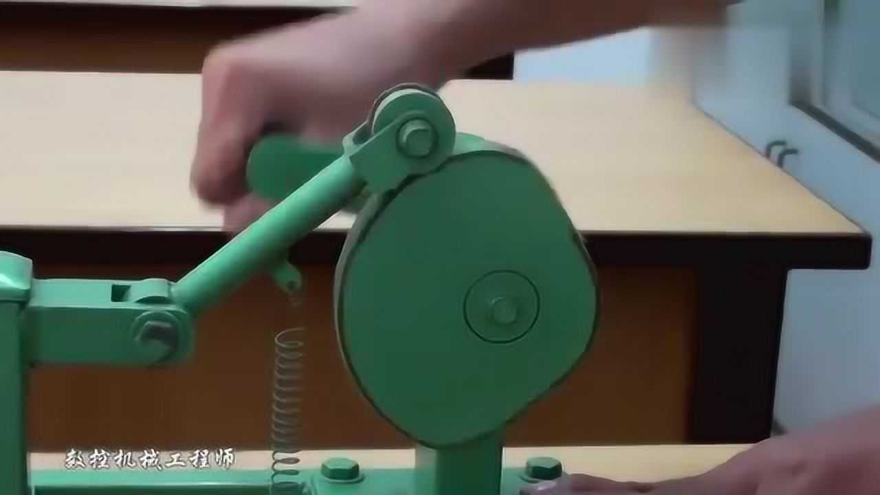 设计巧妙的摇动凸轮滚子结构，运行原理非常直观_高清1080P在线观看平台_腾讯视频