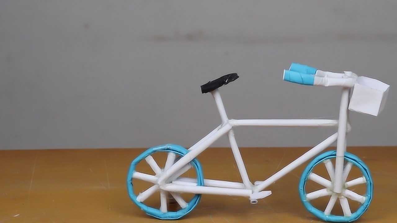 闲在家里不如一起做手工教你如何用纸做一辆精致的小自行车
