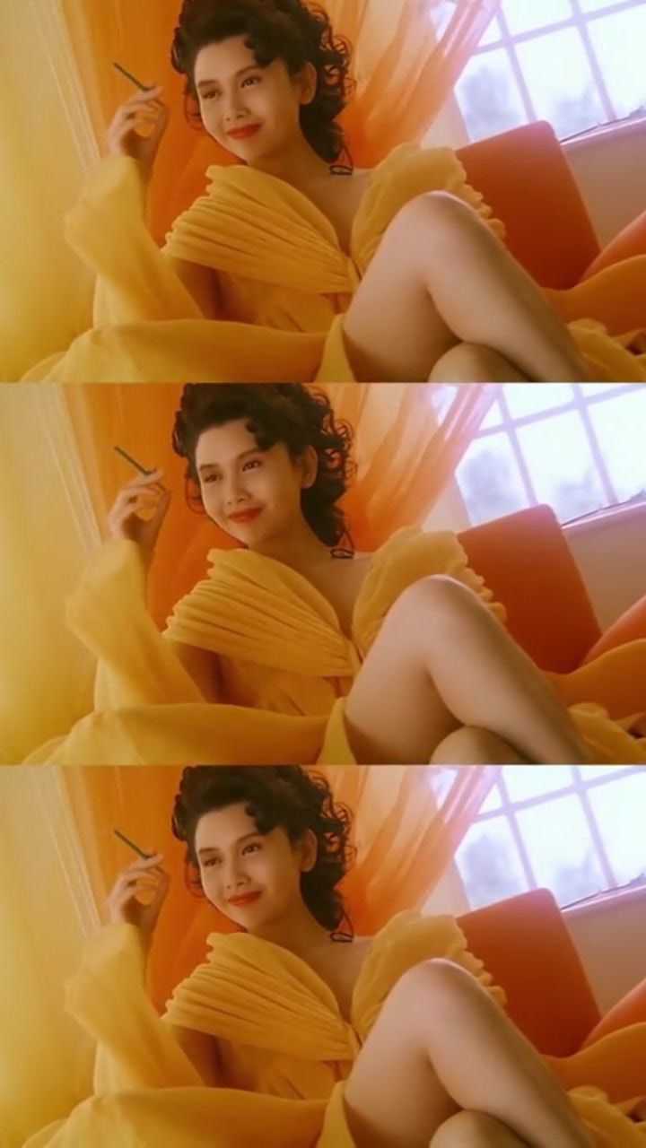 邱淑贞性感女神风情万种