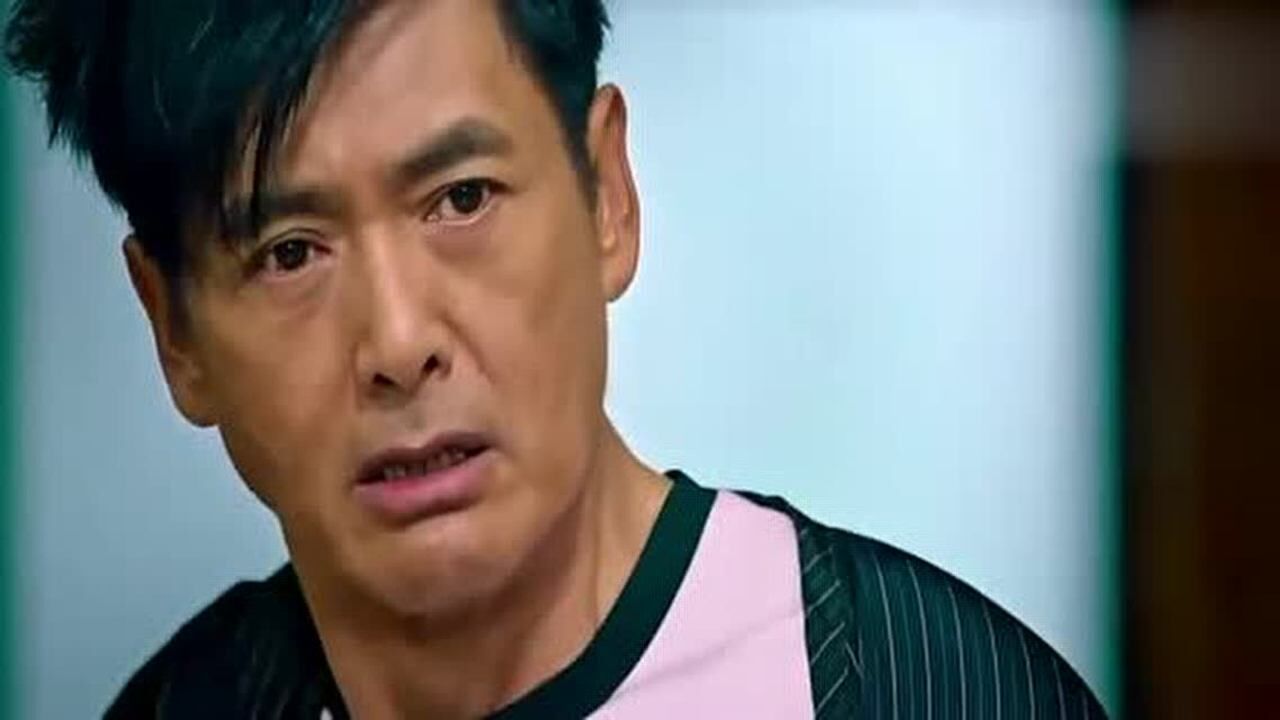 澳门风云3赌神发哥就是有排面出场自带bgm这个男人也太帅了