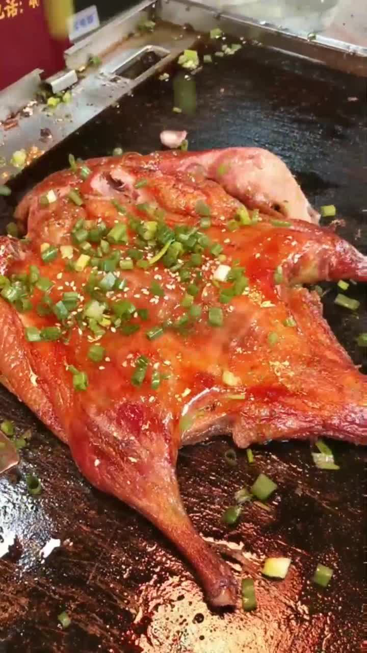 鐵板鴨投資小口味好大眾香兒不膩口感獨特皮脆肉嫩