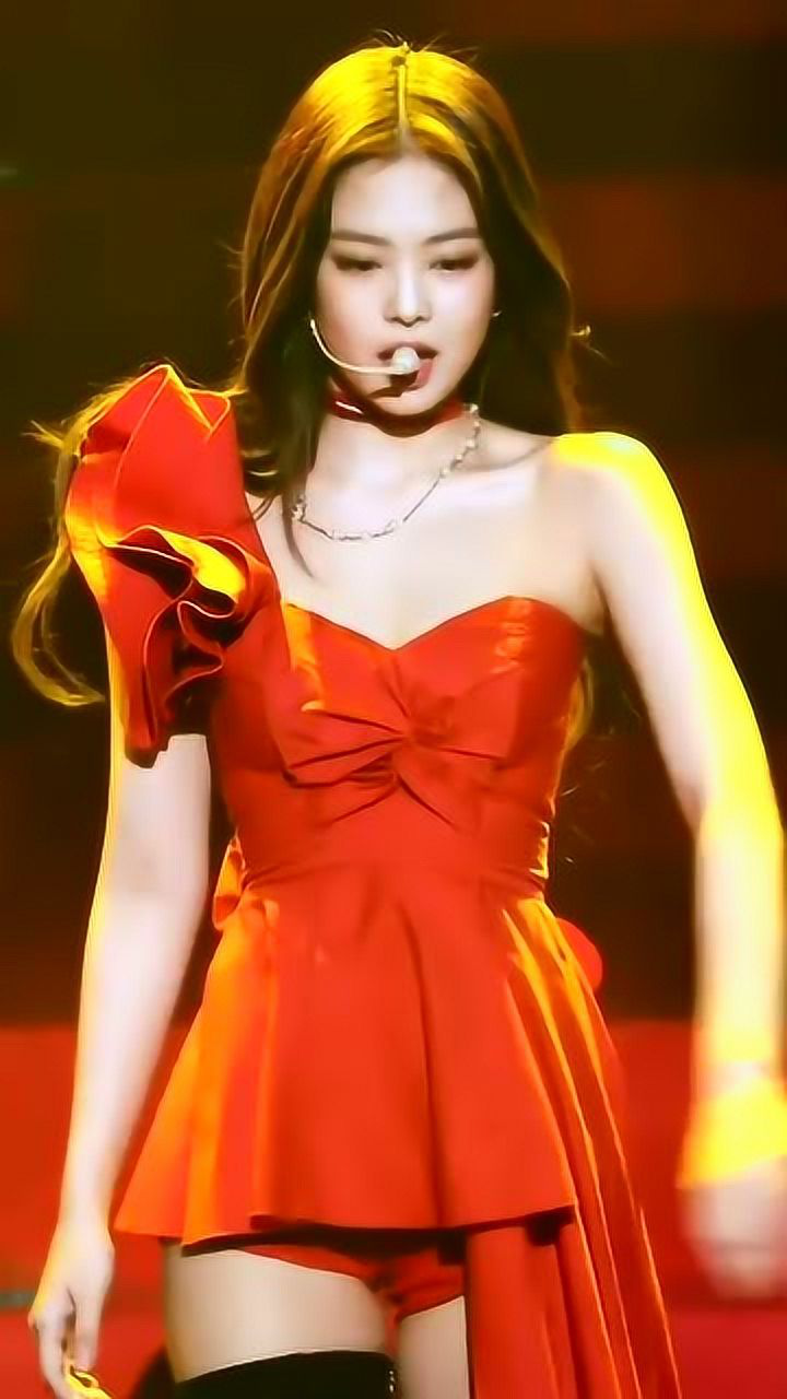 金智妮这场红玫瑰,是多少人的心头好