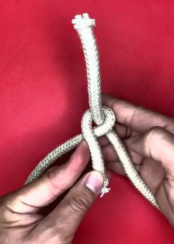 绳扣这样系,越来越紧,绝对不会开!