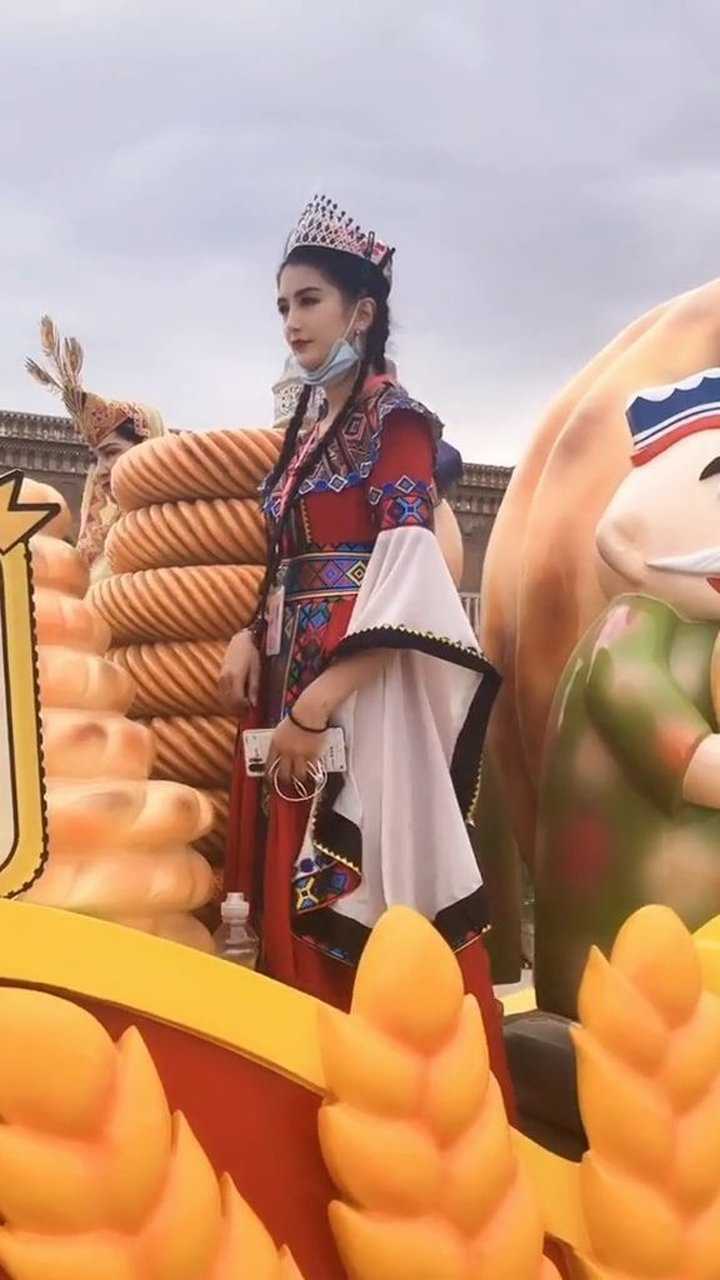 新疆姑娘的神仙颜值 真的太漂亮了